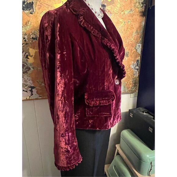 INC international Concepts Burgundy Velvet Jacket With Ruffled Accents Size PL - Picture 2 of 5